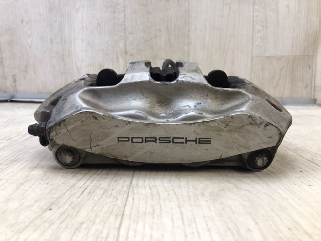 95835242420 | Суппорт тормозной задн. прав. PORSCHE CAYENNE 10-18