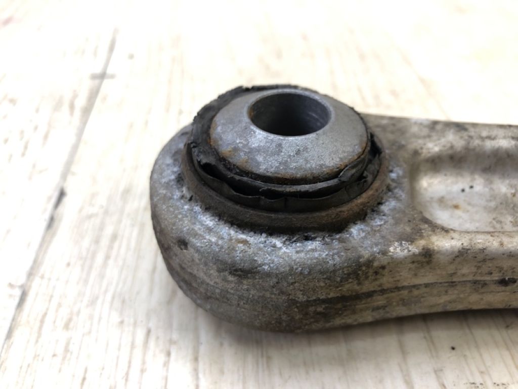 95533104900 | Важіль задньої підвіски поперечний верхній PORSCHE CAYENNE 10-18 - Фото 6