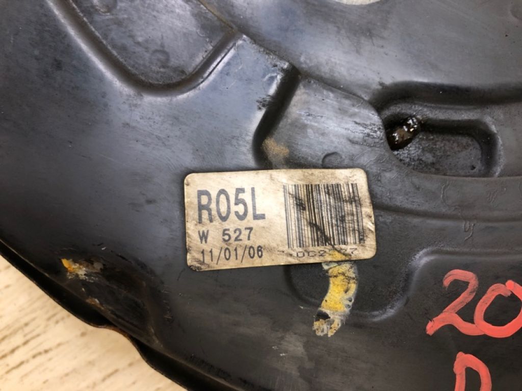 46504-48040 | Гальмівний механізм задн. лів. LEXUS RX350/450 09-15 - Фото 5