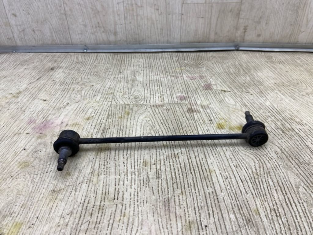 54830F2000 | Стійка стабілізатора передн. HYUNDAI ELANTRA AD 16-