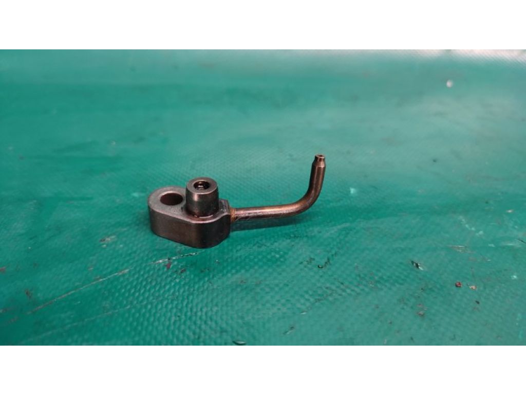 PE01-10-580 | Форсунка масляная MAZDA 3 BM 13-19 - Фото 3