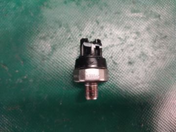 Датчик тиску олії ДВЗ MAZDA 3 BM 13-19