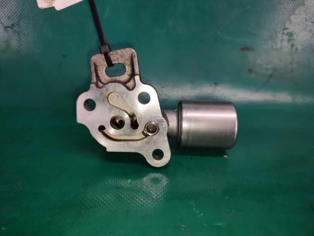 PE01-14-440A | Датчик тиску олії ДВЗ MAZDA 3 BM 13-19 - Фото 4