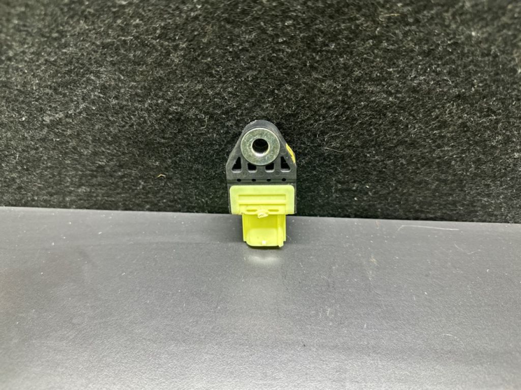 89831-52020 | Датчик удара задн. TOYOTA PRIUS C/AQUA 11-14 - Фото 2