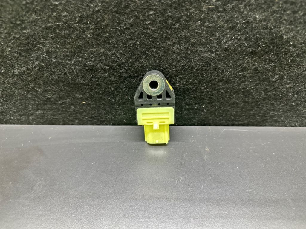 89831-52020 | Датчик удара задн. TOYOTA PRIUS C/AQUA 11-14 - Фото 2