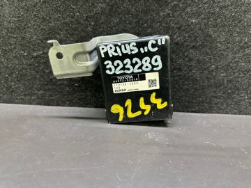 Блок електронний TOYOTA PRIUS C/AQUA 11-14