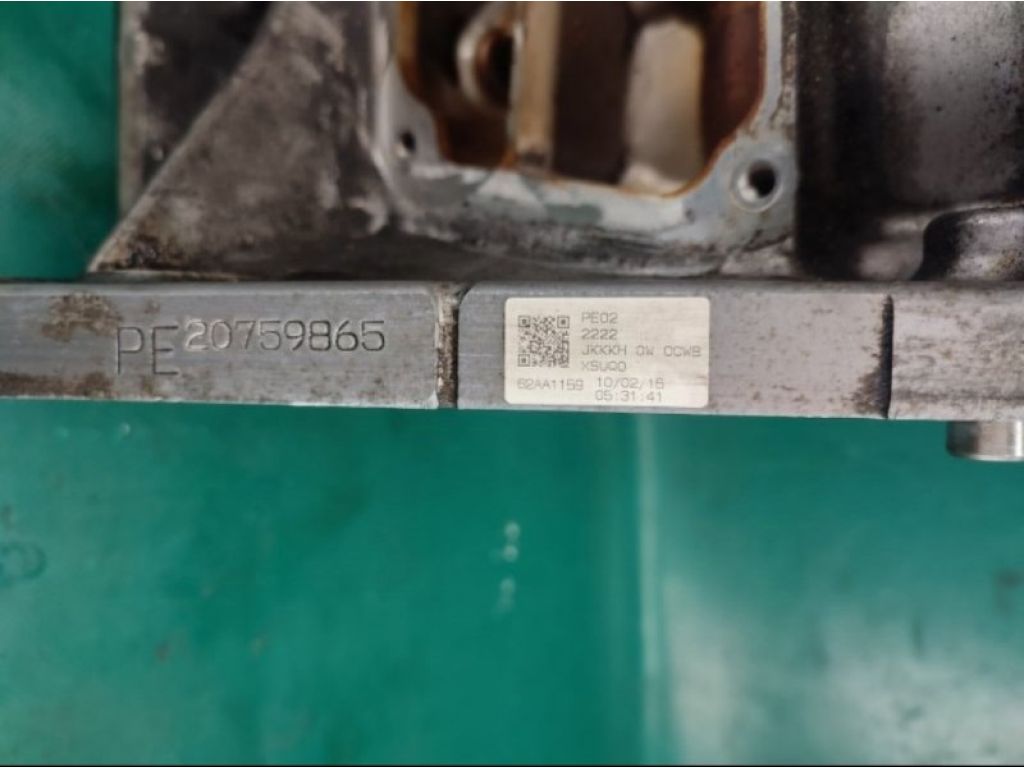 PE02-10-300A | Блок двигателя MAZDA 3 BM 13-19 - Фото 3
