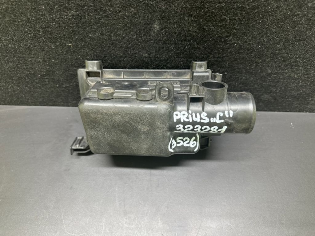 17735-21080 | Крышка корпуса воздушного фильтра TOYOTA PRIUS C/AQUA 11-14