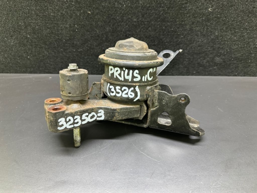 12305-21450 | Подушка двигуна прав. TOYOTA PRIUS C/AQUA 11-14