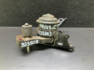 Подушка двигуна прав. TOYOTA PRIUS C/AQUA 11-14