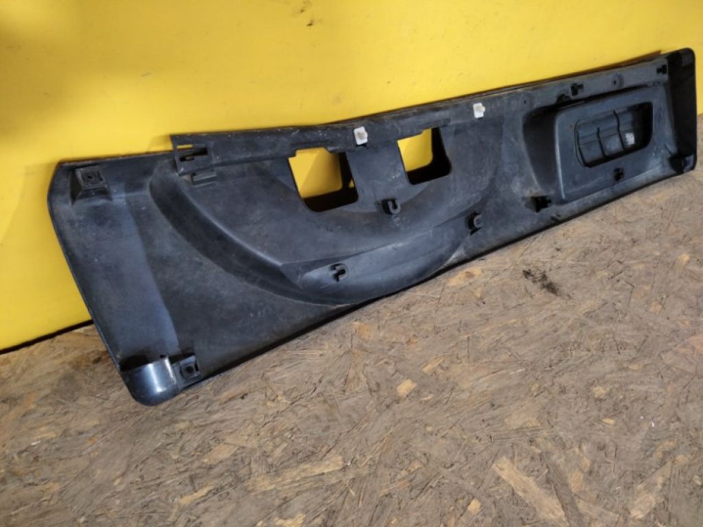 74890SCA003020 | Накладка крышки багажника HONDA CRV 02-06 - Фото 12
