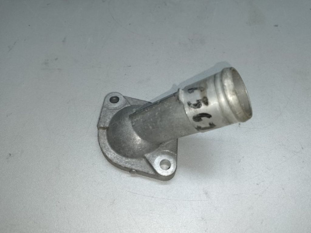 13049-JA01A | Кришка термостату NISSAN X-TRAIL/ROGUE T32 13-20 - Фото 2