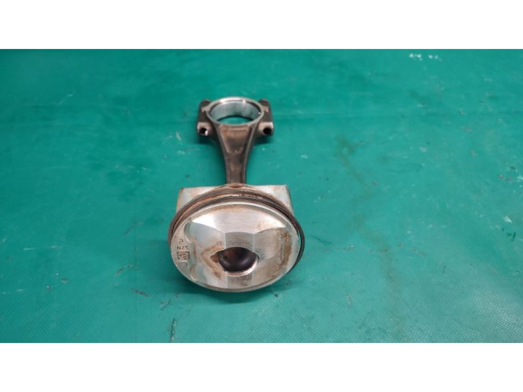 PEY2-11-SA0A | поршень MAZDA 3 BM 13-19 - Фото 3