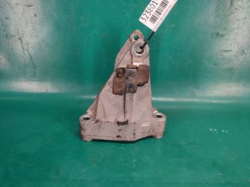 Кронштейн опори двигуна задн. ACURA MDX (YD1) 00-06