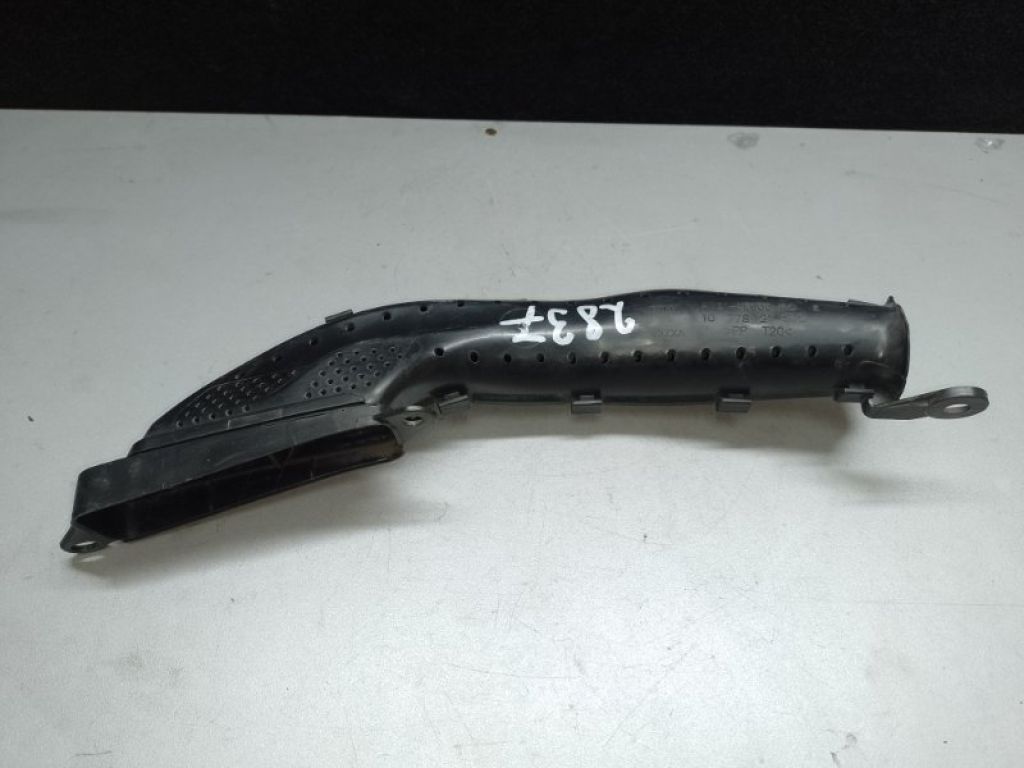 CP9Z-9A624-B | Повітрозабірник FORD FOCUS 10-18 - Фото 3