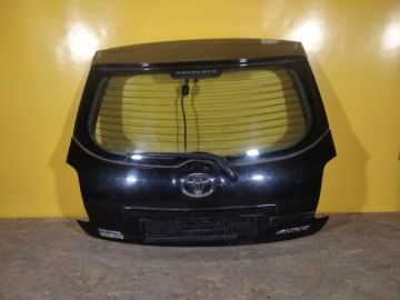 Крышка багажника TOYOTA AURIS 06-12
