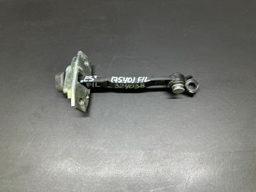 Обмежувач дверей передн. лів. LEXUS ES300 ES330 01-06