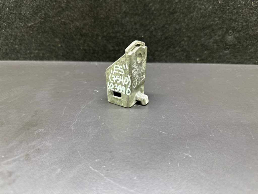 89173-09110 | Датчик удара LEXUS ES300 ES330 01-06 - Фото 2