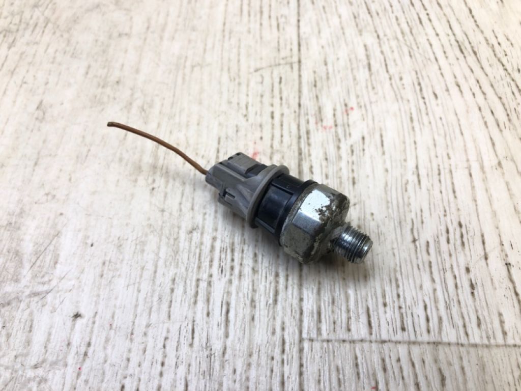37241-RNA-A01 | Датчик давления масла ДВС HONDA CIVIC FC/FK 15-
