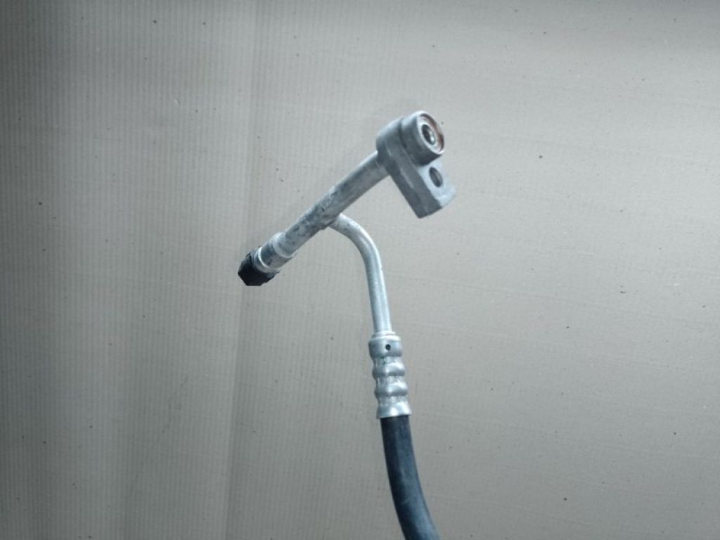 H1FZ-19A834-B | Трубка кондиціонеру FORD FOCUS 10-18 - Фото 4