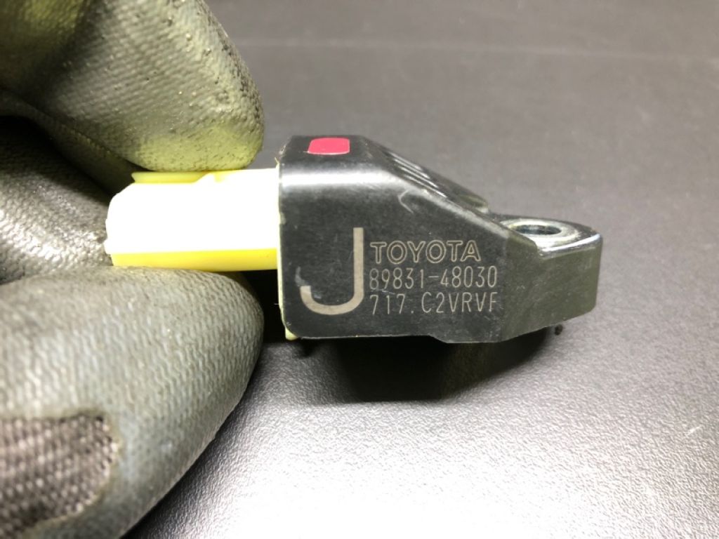 89831-48030 | Датчик удара LEXUS RX350/450 09-15 - Фото 3
