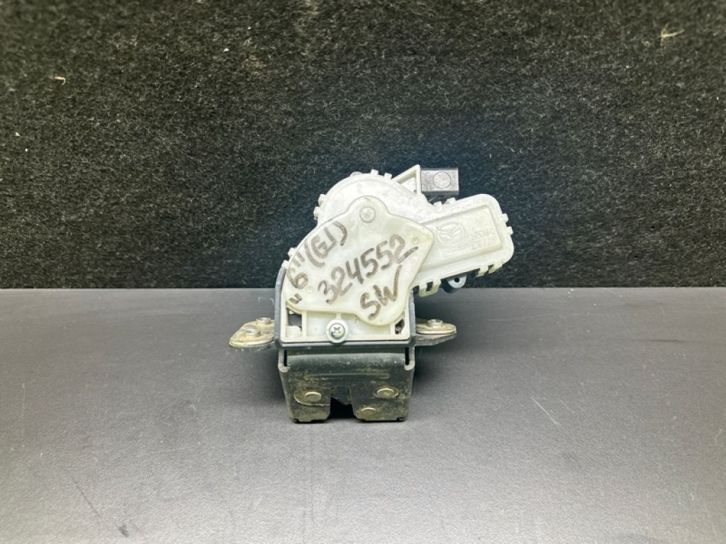G33M-62-310A | Замок кришки багажника MAZDA 6 GJ 12-
