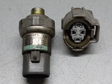 Датчик давления кондиционера TOYOTA CAMRY 30 02-06