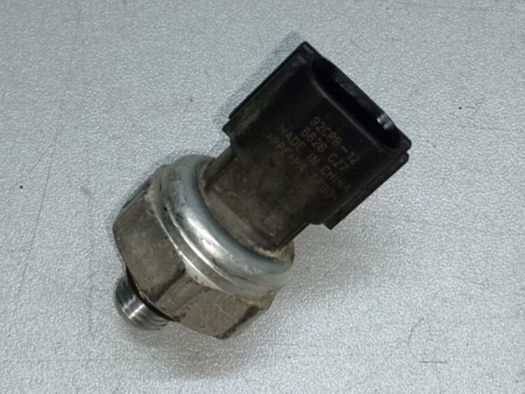 97721-3K000 | Датчик тиску кондиціонера HYUNDAI ELANTRA AD 16-