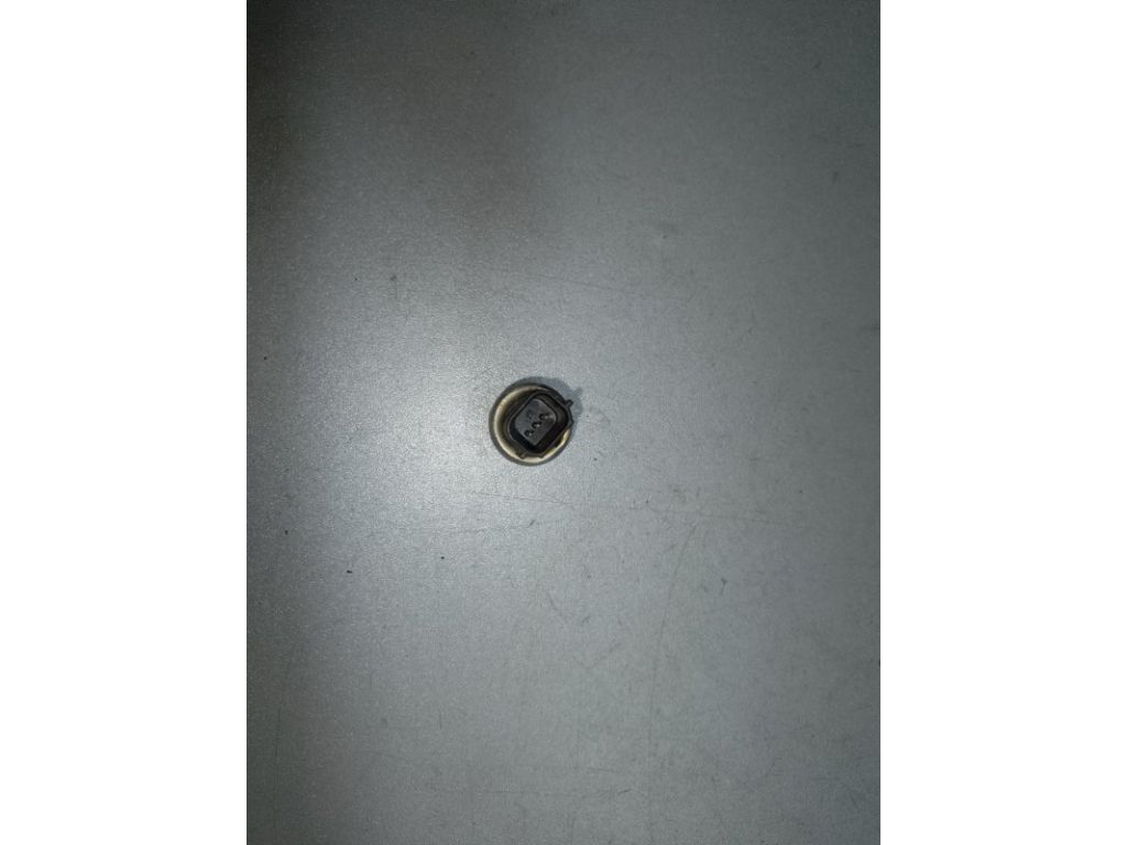 HG1Z-19D594-A | Датчик давления кондиционера FORD FOCUS 10-18 - Фото 2