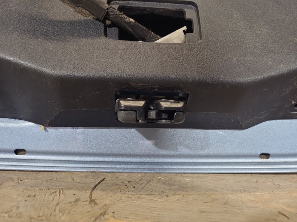 67005-02250 | Кришка багажника TOYOTA AURIS 13-18 - Фото 7