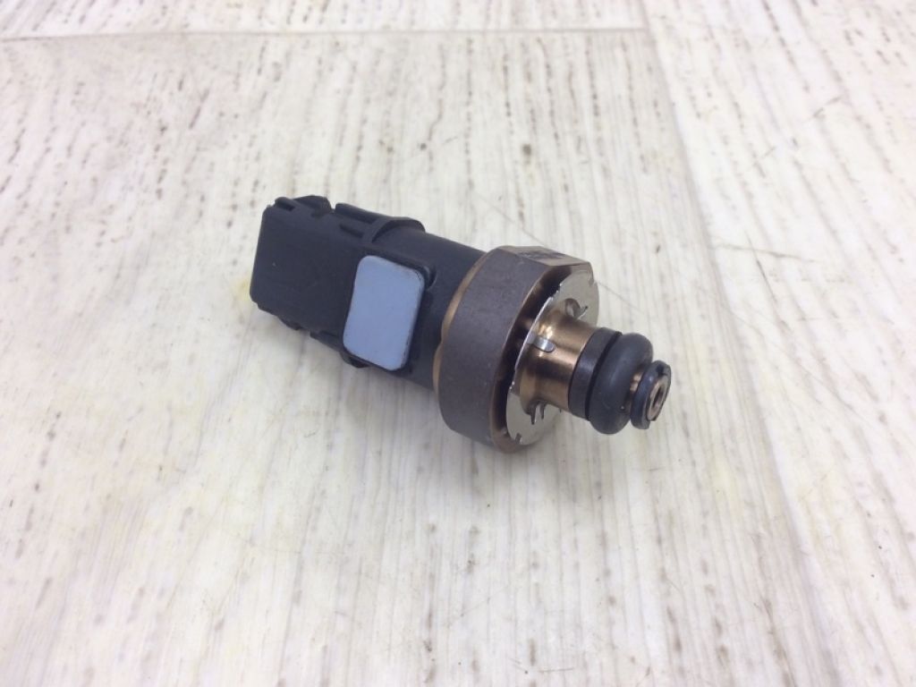 89458-06010 | Датчик давления топлива TOYOTA CAMRY 70 17-
