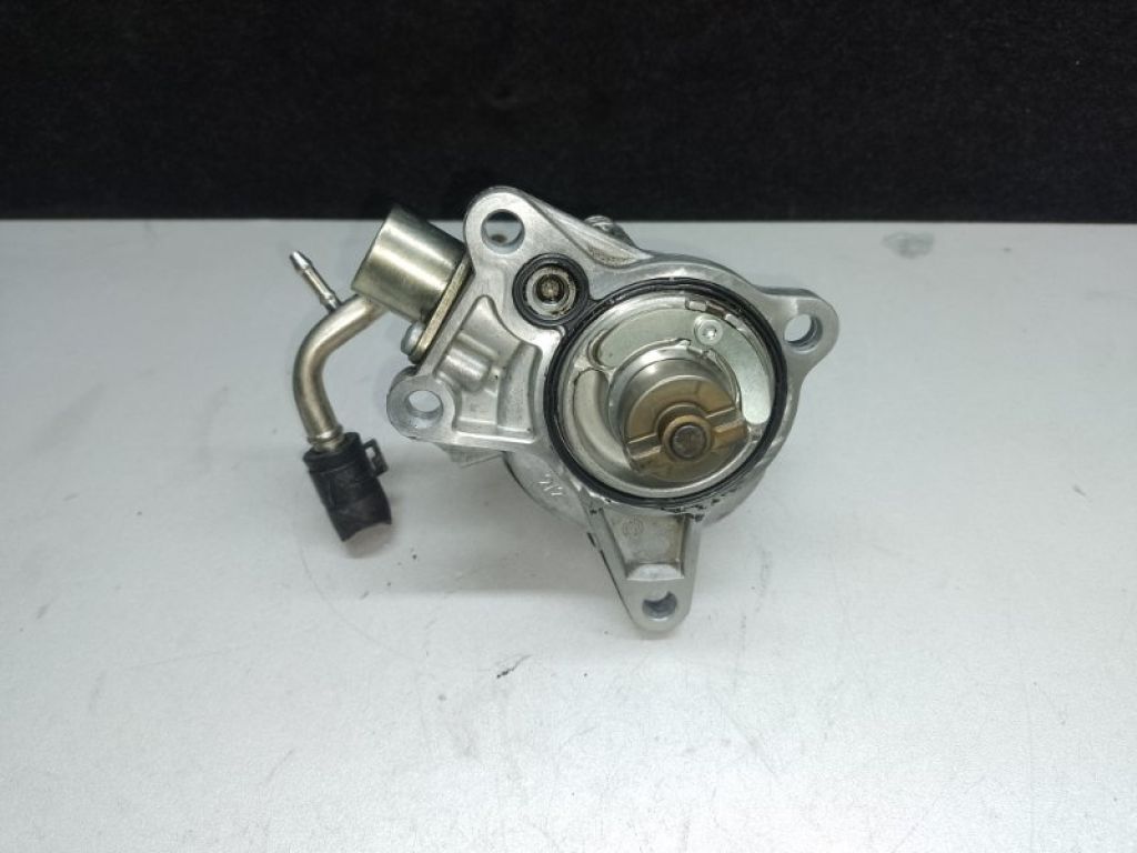 SH01-18-G00A | Вакуумный насос MAZDA CX-5 (KE) 11-17