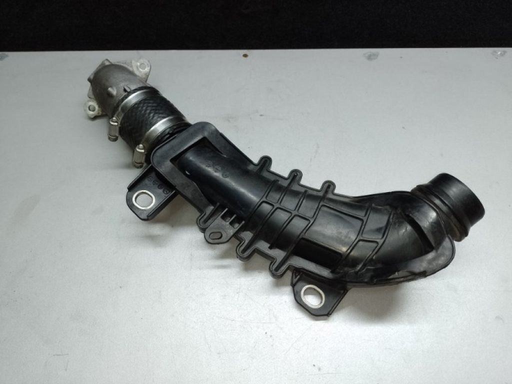 SHY1-13-24X | Патрубок інтеркулера MAZDA CX-5 (KE) 11-17