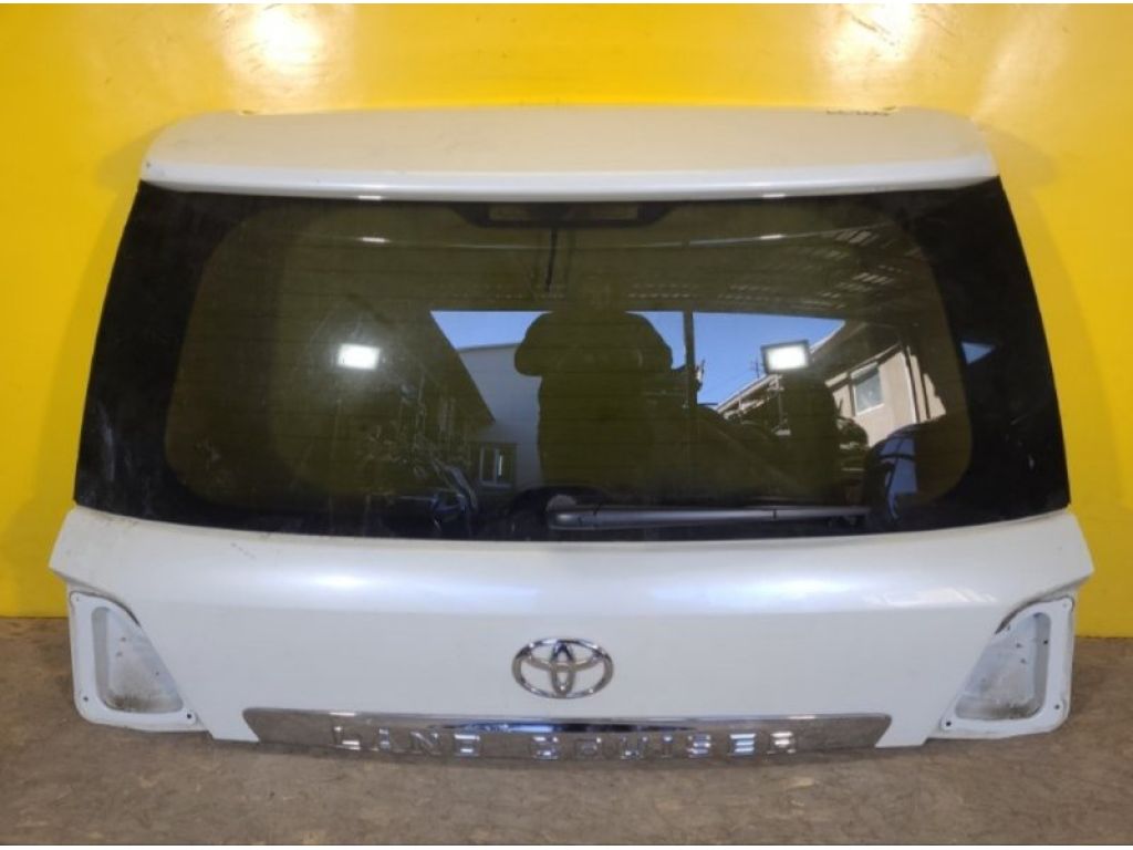 6700560D51 | Кришка багажника TOYOTA LAND CRUISER 200 08-21