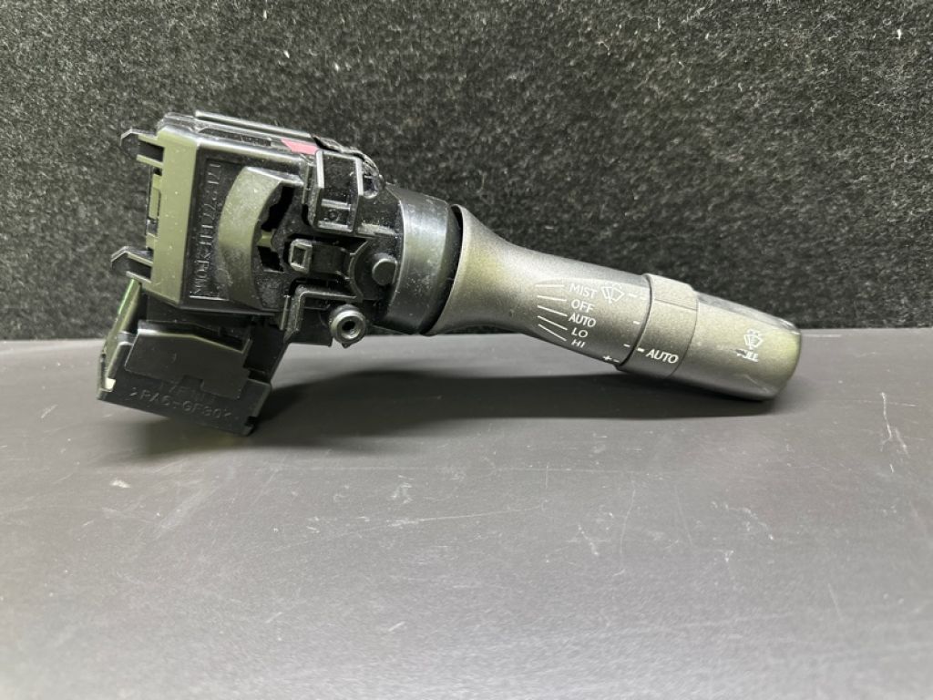 84652-50150 | Подрулевой переключатель прав. LEXUS LS460 06-12