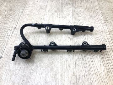 Паливна рейка LEXUS RX350/450 09-15