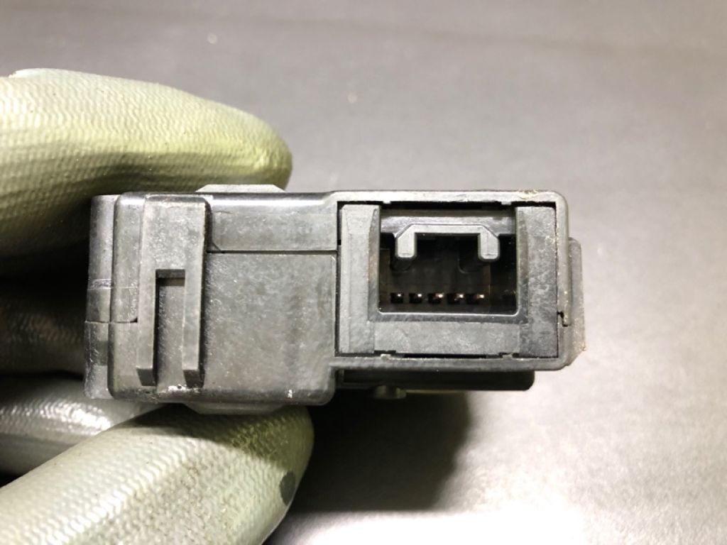 87106-50370 | Моторчик заслонки печки LEXUS LS460 06-12 - Фото 3