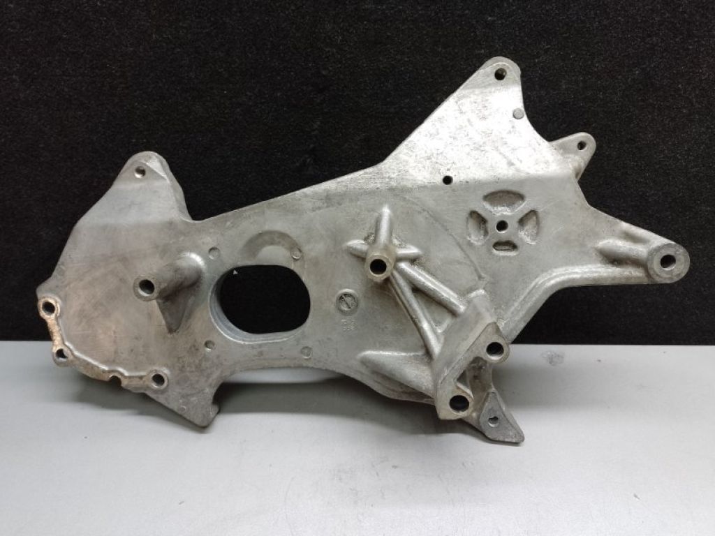 MD370478 | Кронштейн генератора MITSUBISHI PAJERO 06-21