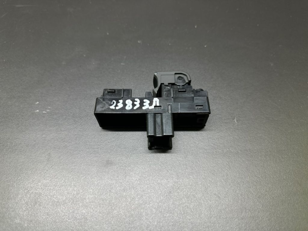 83071FJ180 | Кнопка склопідіймача задн. лів. SUBARU CROSSTREK 12-17 - Фото 3