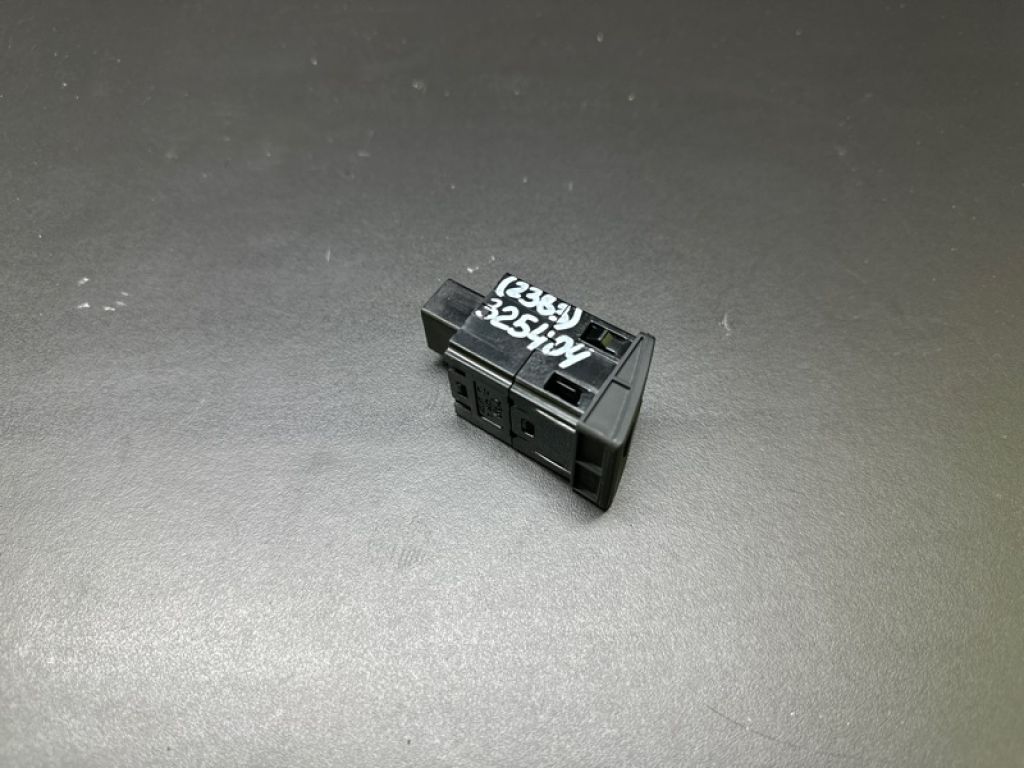 83056VA000 | Кнопка SUBARU CROSSTREK 12-17 - Фото 3