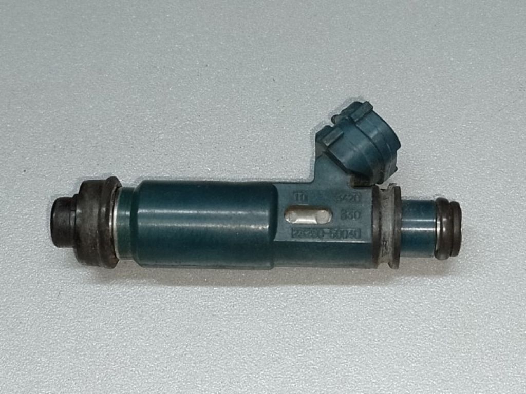23209-50040 | Форсунка топливная LEXUS GX470 02-09