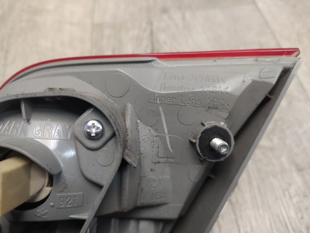 81590-06120 | Ліхтар внутрішній задн. лів. TOYOTA CAMRY 40 06-11 - Фото 9