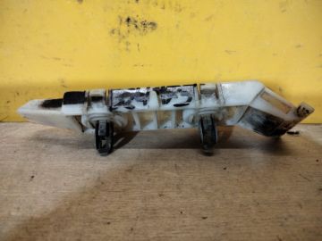 Кронштейн переднього бампера SUZUKI GRAND VITARA 05-15