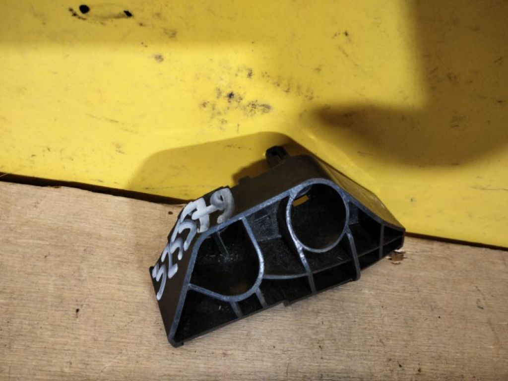 52563-12040 | Кронштейн заднього бампера лів. TOYOTA COROLLA 150 06-13