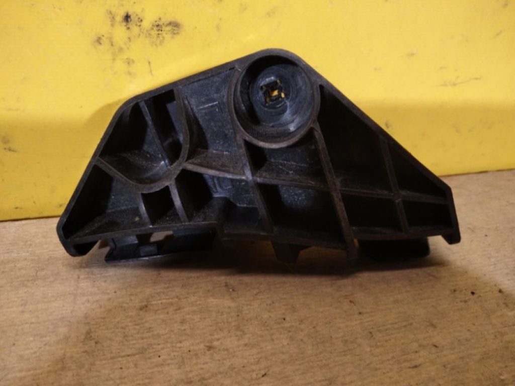 52563-12040 | Кронштейн заднього бампера лів. TOYOTA COROLLA 150 06-13 - Фото 2