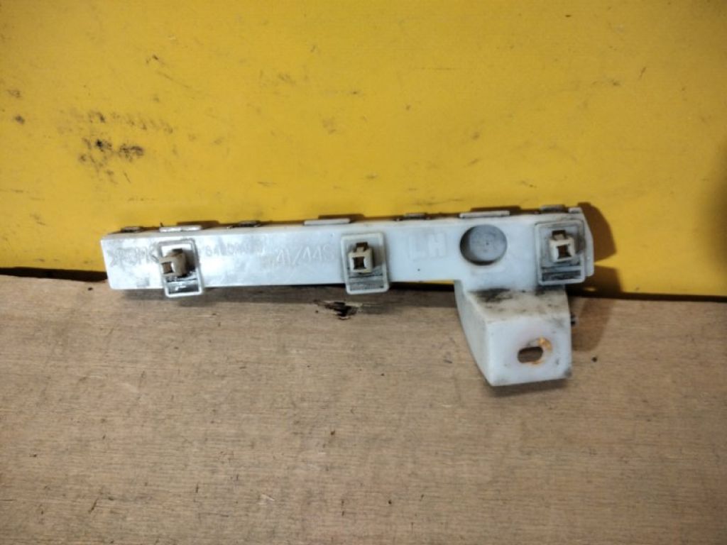 6400A403 | Кронштейн переднього бампера лів. MITSUBISHI LANCER X 10 15-17 - Фото 3