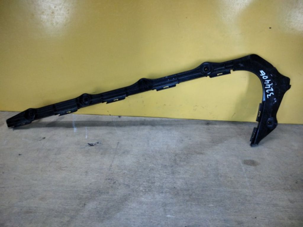 5215730061 | Кронштейн заднього бампера прав. LEXUS GS350 GS300 05-11