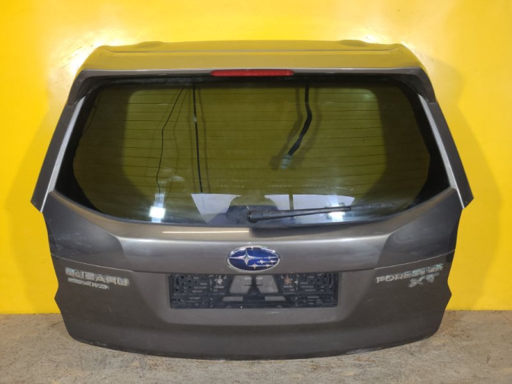 60809SG0209P | Крышка багажника SUBARU FORESTER 12-19
