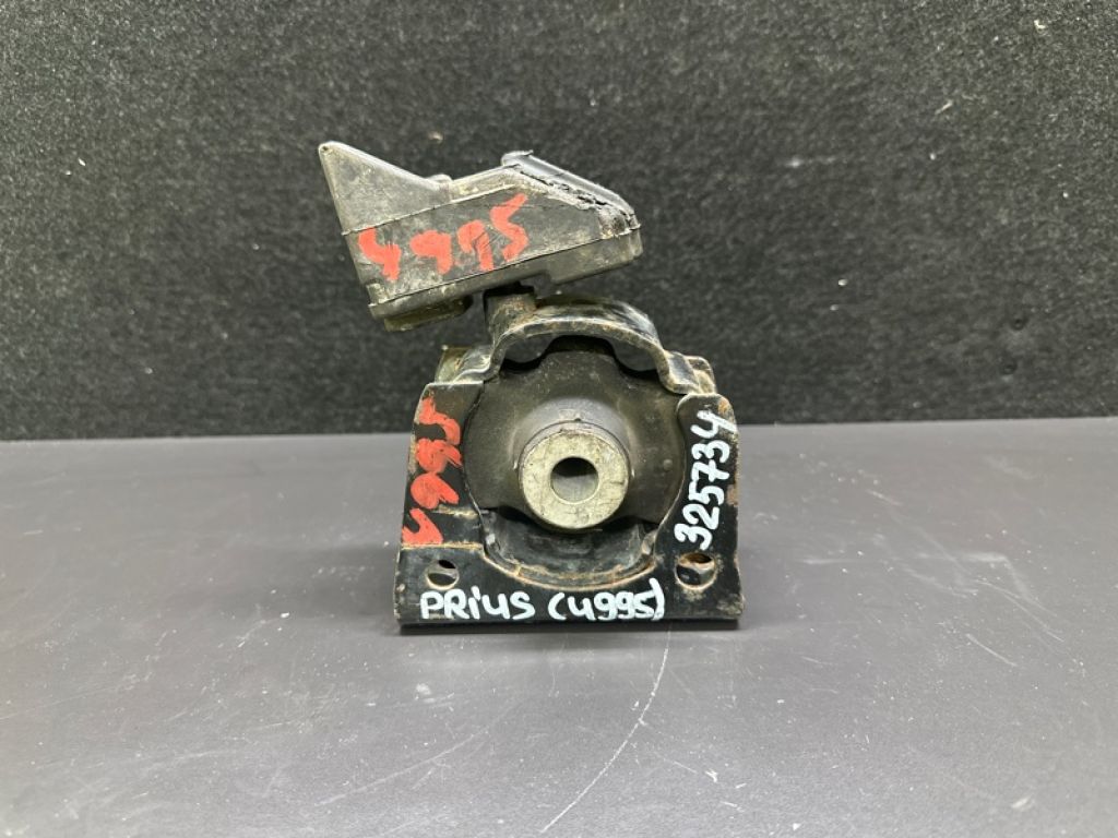12361-37090 | Подушка двигателя передн. TOYOTA PRIUS - 30 09-17