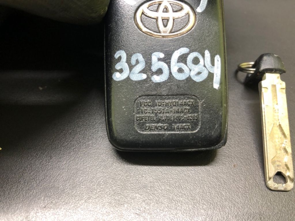 89904-47150 | Ключ зажигания TOYOTA PRIUS - 30 09-17 - Фото 3